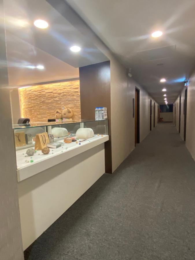 Aiyue Hotel Huwei Екстер'єр фото
